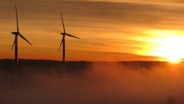 Neuer Rekord: Stromanteil aus regenerativen Energiequellen an der Gesamtproduktion erreicht 75%