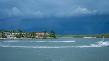 „Hydroelectric House“ – schwimmendes Haus nutzt Energie aus dem Meer